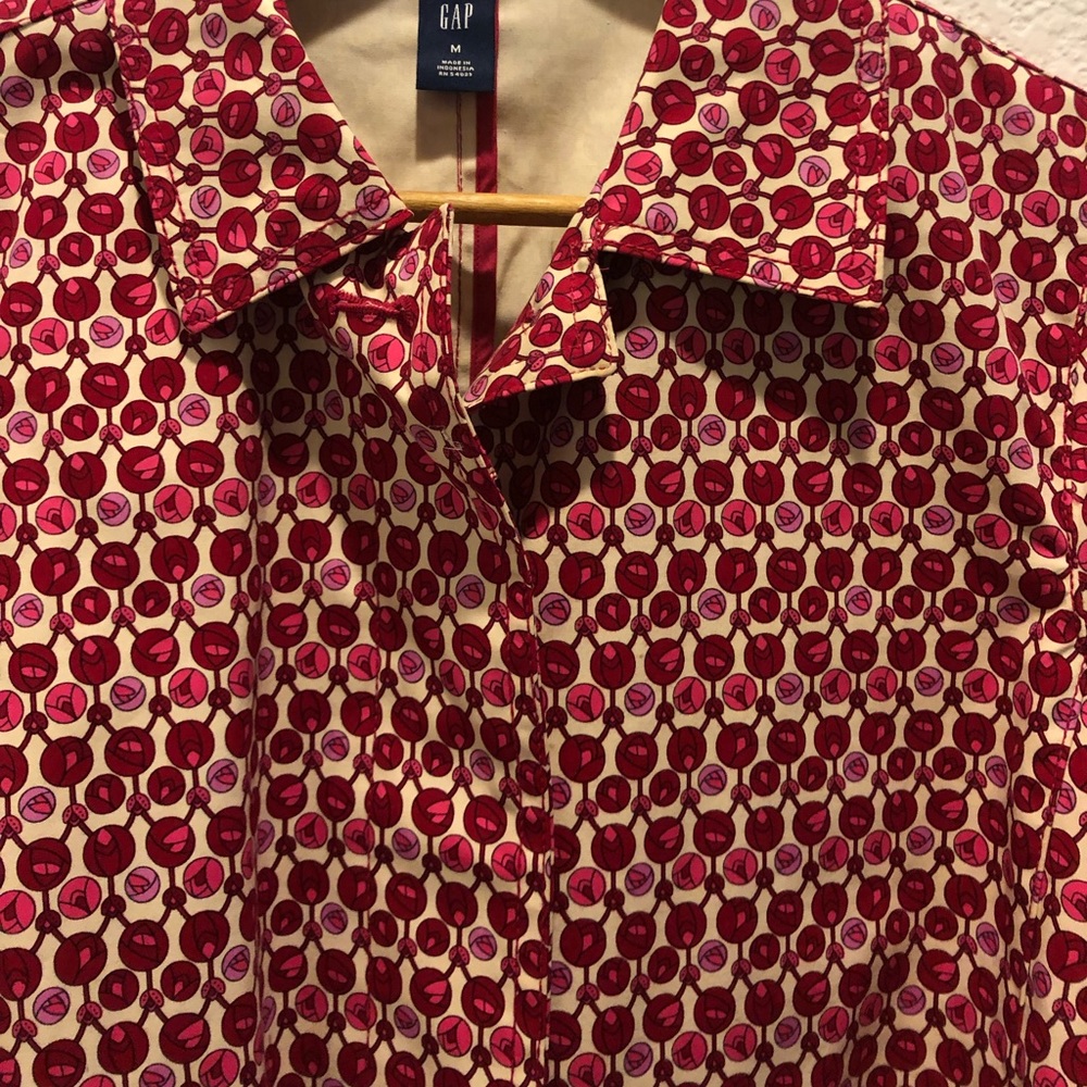 Gap women’s rain trench coat size m